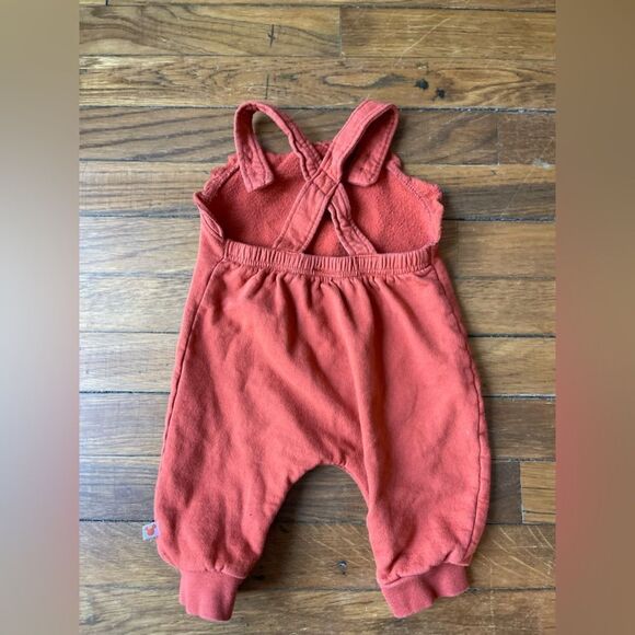 ⭐️ One of a kind ⭐️ 12 month orange DISNEY BABY Minnie romper with ruffl… - Picture 6 of 7